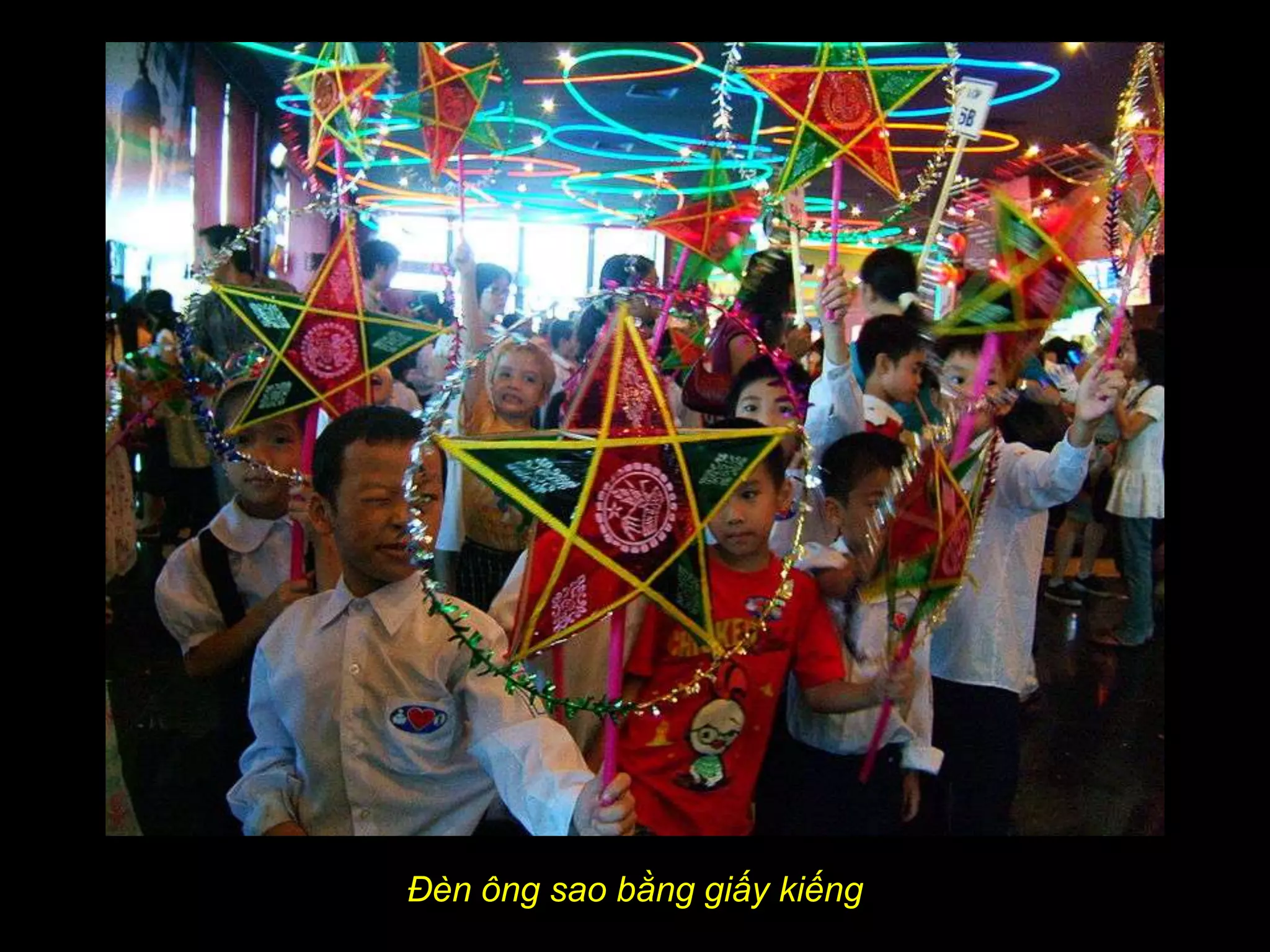 Đèn ông sao bằng giấy kiếng
 