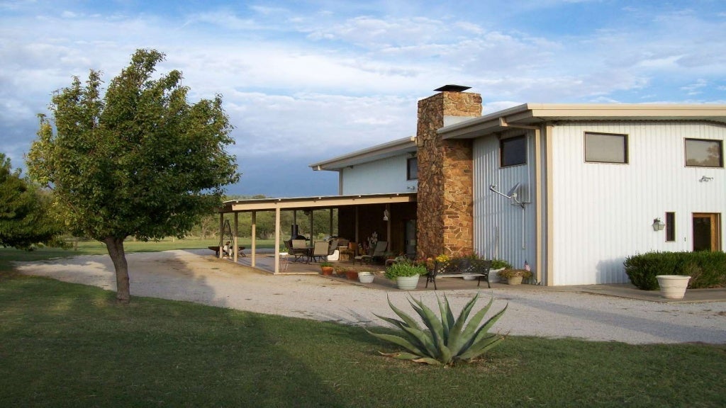 Texas Ranch For Sale 83 Ac Private Airstrip Hangar Home 100…