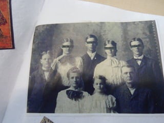 The book prop ’and the pages inside