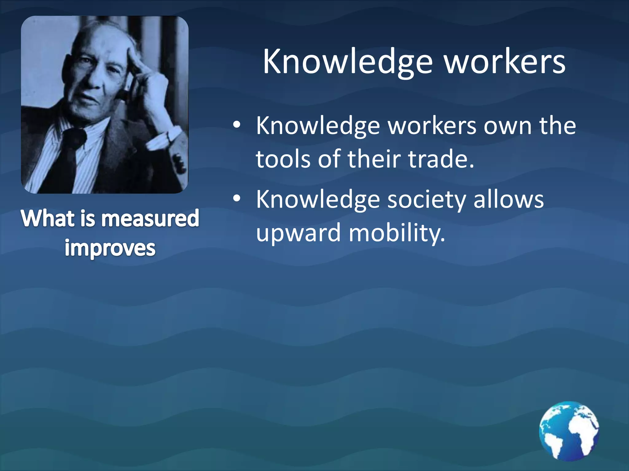 Role of ManagementEverything that affects the performance of the organization is a concern for the management and its responsibility.Traditional models perceive the role of management is internal which is a fallacyThe best way to predict the future is to create it. 