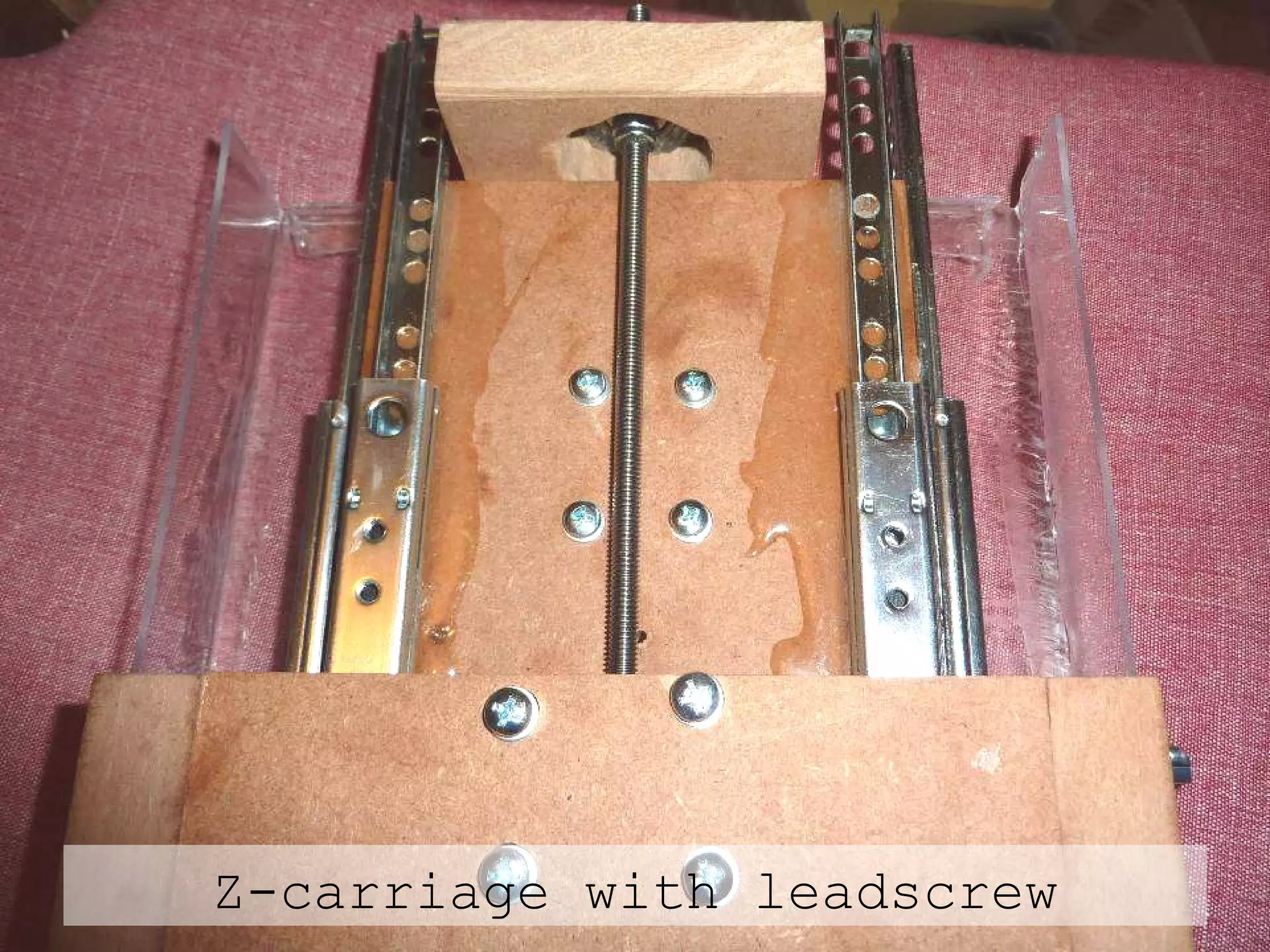 Z-carriage with leadscrew 