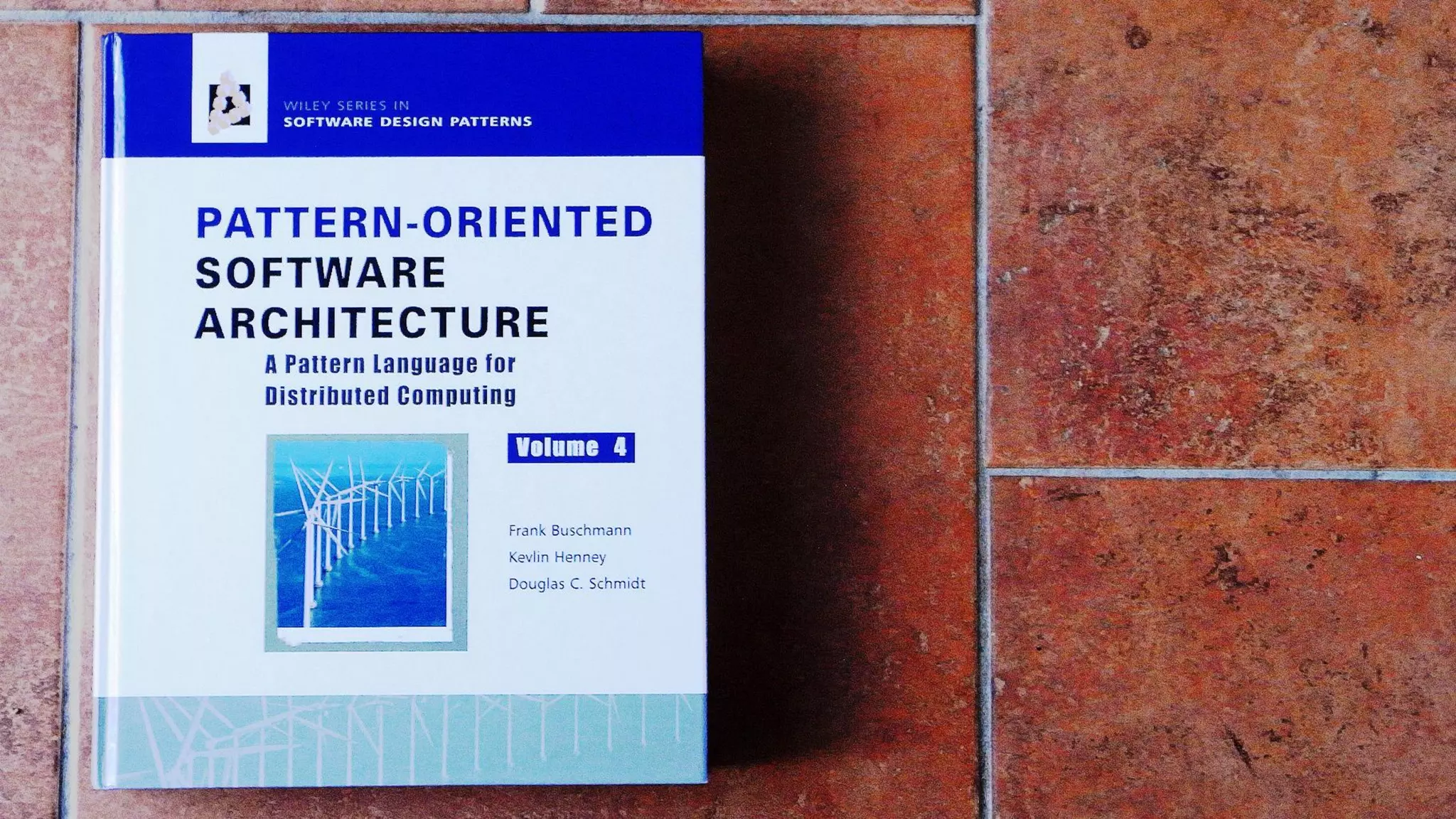 Future
Immediately return a ‘virtual’ data object—
called a future—to the client when it invokes a
service. This future [...] only provides a value
to clients when the computation is complete.
 