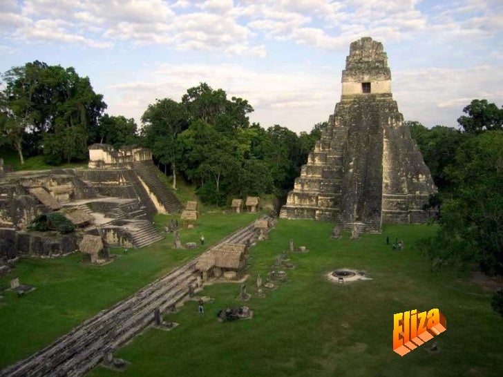 Tikal centro ceremonial maya