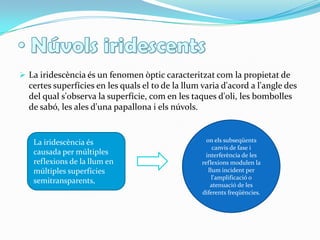  Un mammatusés un núvolmastodòntic. Mamma o mammatocumulusés un termemeteorològicaplicat a un patró de cèl·lula que, en apilar-se, forma masses de núvols, desenvolupant un cumulus o un cumulonimbusEl seu color acostuma a ser gris blavós; el mateix que una núvol host, peròil·luminatdirectamentpel sol. De vegades poden arribar a tenir una coloració entre vermellosa i daurada.