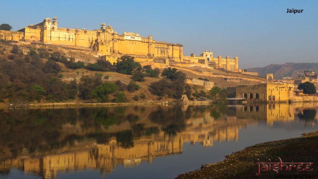 Top 25 popular holiday destinations in india 2015