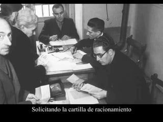 Solicitando la cartilla de racionamiento 