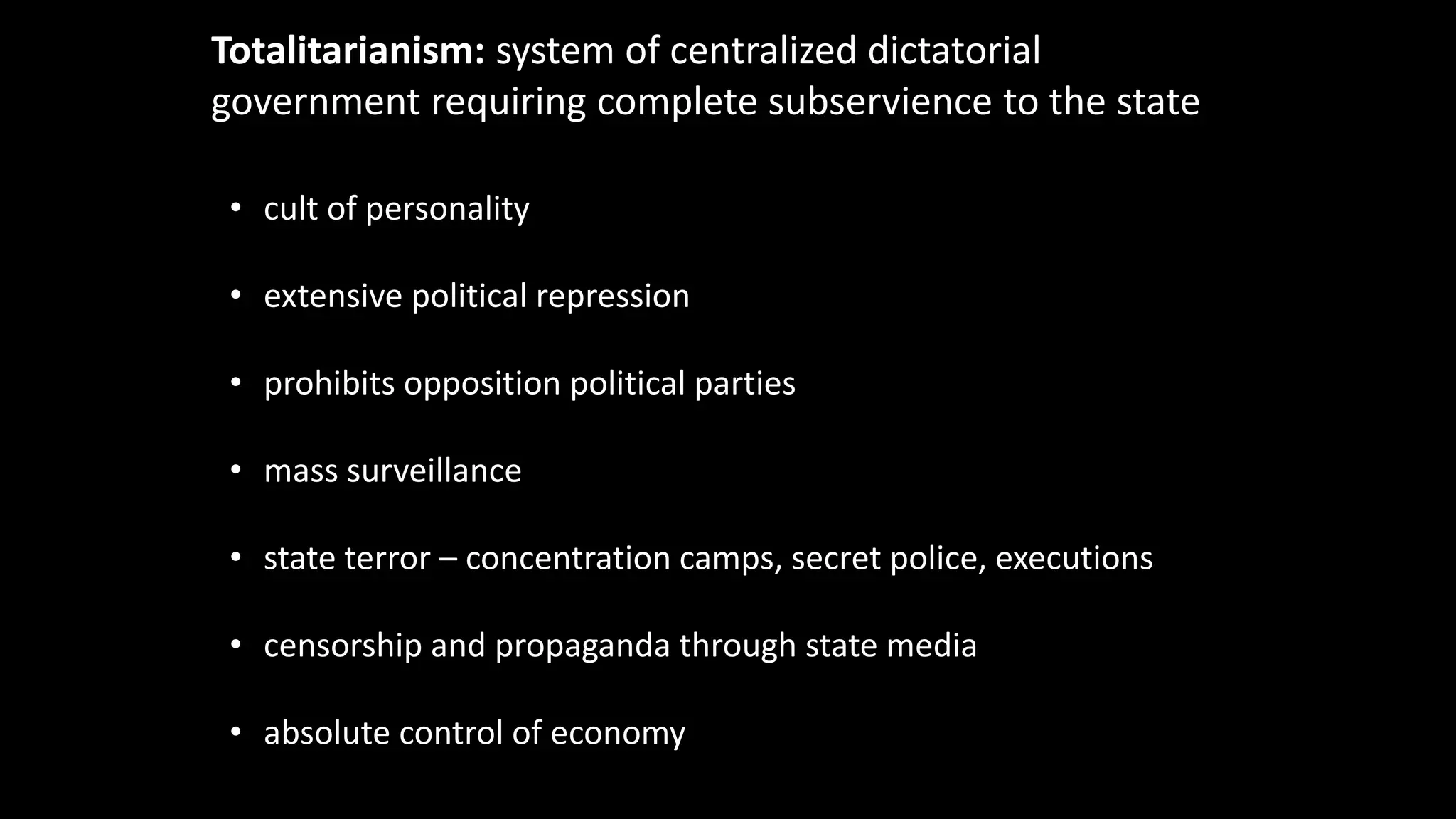 Totalitarianism - The Road to the Second World War.pdf