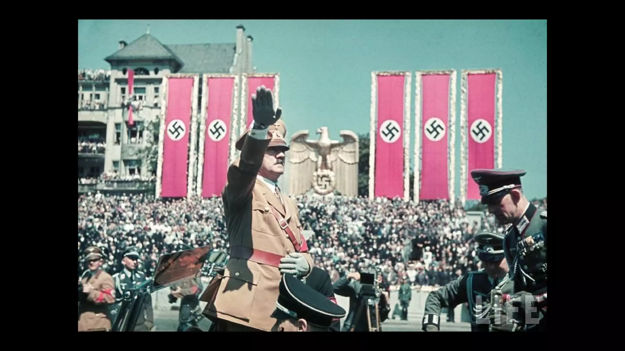 Totalitarianism - The Road to the Second World War.pdf | Free Download