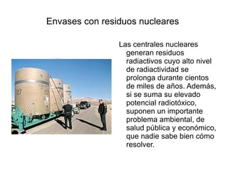 CAUSAS,CONSECUENCIAS Y SOLUCIONES A LOS RESIDUOS DOMÉSTICOS Los residuos domésticos son acumulados en vertederos,enterrados o quemados para su siguiente descomposicion.Lo cual genera una gran contaminación de suelos,ríos,mares,etc. Una posible solución sería el reciclado de ellos,lo cual tenemos que concienciarnos y reciclar nuestros desechos en los depósitos situados en nuestras ciudades. 
