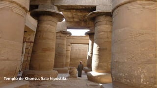 Templo de Khonsu. Sala hipóstila.
 