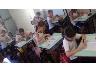 Trabalhando moais em sala de aula