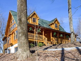 Traditional Log Homes by Blue Ridge Log Cabins | PPTX