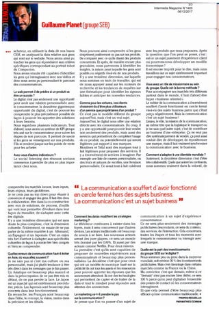 •••
GuillaumePlanet (groupe SEB)
acheteur, en utilisant la data de nos bases
CRM, en analysant la data relative aux gens
qui vont sur le website. Nous avons ainsi pu
toucher les gens qui répondaient aux critères
spécifiques correspondant au portrait robot
du Companion.
Nous avons ensuite été capables d'identifier
les gens qui interagissaient avec nos vidéos et
donc nous avons pu personnaliser le parcours
des consommateurs.
Le web permet-il de prédire si un produit va
être un succès?
Le digital n'est pas seulement une opportunité
pour avoir une relation personnalisée avec
le consommateur, la deuxième gigantesque
opportunité du digital, c'est de pouvoir les
comprendre le plus précisément possible de
façon à pouvoir les apporter des solutions
à leurs besoins.
Nous regardons plusieurs indicateurs. Tout
d'abord, nous avons un système de KPI groupe
très axé sur le consommateur pour suivre les
étapes de son parcours. Il permet de savoir
si les gens se renseignent sur nos produits.
S'ils se rendent jusque sur les points de vente
pour les acheter.
Avez-vous d'autres indicateurs?
Le social listening des réseaux sociaux
commence à prendre de plus en plus impor-
tance chez nous.
Nous pouvons ainsi comprendre si les gens
s'expriment positivement ou pas sur nos produits.
De comparer avec ce qu'ils disent des produits
concurrents. Et après, de manière encore plus
granulaire, nous parvenons à identifier les
insights, la raison pour laquelle les gens sont
positifs ou négatifs vis-à-vis de nos produits.
Il y a une troisième dimension, sur laquelle
nous sommes en train de travailler, qui est
de nous appuyer aussi sur les moteurs de
recherche et les tendances de requêtes sur
une thématique pour identifier les signaux
faibles et anticiper les nouvelles tendances.
Comme pour les voitures, vos clients
choisiront-ils d'être plus utilisateurs
d'un service que propriétaires d'un produit?
Ce n'est pas le modèle référent du groupe
aujourd'hui, mais c'est un vrai sujet.
Aujourd'hui, le digital nous offre une relation
directe avec les consommateurs. Du coup, il
y a une opportunité pour pouvoir leur vendre
non seulement des produits, mais aussi des
services qui permettront de compléter l'usage
de ce produit, ou potentiellement qui seront
légitimes par rapport à nos marques.
Moulinex et Tefal sont des marques tout à
fait légitimes pour proposer des services. Il
y a énormément de services à imaginer. Par
exemple une liste de courses personnalisée, ou
des trucs et astuces de recettes, une livraison
personnalisée. Ce serait tout à fait cohérent
avec les produits que nous proposons. Après
la question que l'on peut se poser, c'est:
est-ce un sujet purement d'expérience client
ou pourrons-nous développer un modèle
économique?
Il est encore trop tôt pour le dire, mais nous
travaillons sur ce sujet extrêmement important
pour engager nos consommateurs.
Vous avez un rôle de missionnaire au sein
du groupe. Quelle est la bonne méthode?
Pour accompagner nos marchés très différents
partout dans le monde, il faut d'abord être
hyper "business oriented ».
Le métier de la communication a énormément
souffert d'avoir fonctionné en cercle fermé
vis-à-vis des sujets business parce que c'était
perçu négativement. Mais la communication
c'est un sujet business !
t:enjeu, le rôle, la mission de la communication,
au même titre que la logistique le transport ou
je ne sais quel autre sujet, c'est de contribuer
au business d'une entreprise. Ça ne veut pas
dire systématiquement de vendre, ça peut aussi
vouloir dire de développer, de repositionner
une marque, mais il faut vraiment synchroniser
la communication avec le business.
Comment s'adapter à une clientèle mondiale?
Justement, la deuxième dimension c'est d'être
très collaboratifs. Quels que soient les continents,
nous sommes vraiment dans la volonté, de
3/3
Intermedia Magazine N°1405
06/12/2017
 