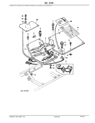 TRATORES JOHN DEERE 7500 CPCQ26568 30Jan02
UNIDADE DE CONTROLE DO LEVANTE HIDRÁULICO, BLOQUEIO DAS ALAVANCAS
92.030
 
