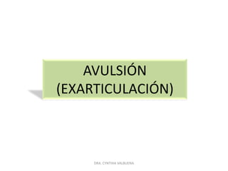 LUXACIÓN INTRUSIVAMANEJO: prescribir ibuprofeno.Indicar terapia de frio y calor si es necesario.Dientes temporales: valorar el grado de impactacíon y cercanía al germen del diente permanente.Control hasta la erupción del diente permanente.Dientes permanentes: si hay formación radicular inmadura, esperar re-erupcion.Monitorear vitalidad pulpar.Si presenta patología pulpar: terapia con Ca(OH)2.Si el diente es maduro: Fr (2sem)Controles periódicos durante 5 años a partir del día siguiente.DRA. CYNTHIA VALBUENA