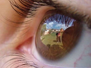 T. U = PARADIGMAS ANTIGOSO concorrente oferece:- A mesma qualidade;- O mesmo produto;- O mesmo preço;- O mesmo atendimento;- Tecnologia e agilidade que você oferece…FAÇA DIFERENTE – TREINE SEUS FUNCIONÁRIOS     	PARA OFERECEREM ALGO MAIS!