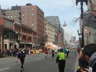 Geweld om je punt duidelijk te maken. Uit
onderzoek blijkt dat Amerikanen het inmiddels
accepteren als onderdeel van de maatschappij.
 