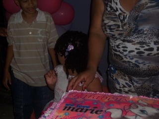 Três aninhos de carla