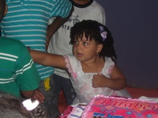 Três aninhos de carla