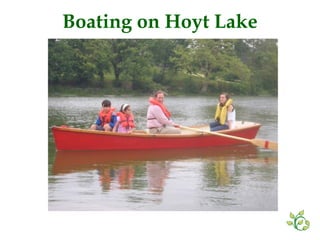 Boating on Hoyt Lake 
