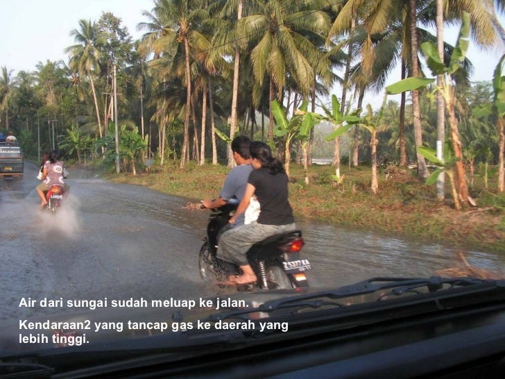 Tsunami Pangandaran 17 Juli 2006