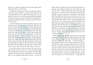 TÛÂ TÖËT ÀÏËN VÔ ÀAÅI
252
PHUÅ LUÅC
253
nhuêån thêëp. Àïí dïî hiïíu, Kroger trung bònh haâng nùm boã ra
gêëp àöi söë lúåi nhuêån thu àûúåc vaâo chi phñ àêìu tû, trong
suöët 30 nùm.291
Caâng êën tûúång hún, mùåc duâ àaä chõu möåt
khoaãng núå 5,5 tó àöla àïí traã cöí tûác bùçng tiïìn mùåt möåt lêìn
40 àöla/ cöí phiïëu, cöång thïm 8 àöla giêëy núå cêëp thêëp àïí
àaánh baåi nhûäng keã rònh rêåp mua laåi cöng ty nùm 1988,
Kroger vêîn tiïëp tuåc cöng cuöåc caãi taåo rêët töën keám naây trong
suöët hai thêåp niïn 1980 vaâ 1990.292
Kroger hiïån àaåi hoáa vaâ
caách tên têët caã caác cûãa tiïåm, nêng cêëp sûå traãi nghiïåm cho
khaách haâng, múã röång danh muåc haâng hoáa cung cêëp, vaâ traã
dûát haâng trùm triïåu àöla tiïìn núå. Viïåc Kroger sûã duång cöng
nghïå queát maä vaåch àïí àûa haâng trùm triïåu nhûäng túâ àöla
múái tinh ra khoãi nhaâ kho vaâ àûa vaâo sûã duång coá hiïåu quaã
àûúåc xem laâ möåt yïëu töë chñnh nùçm trong khaã nùng aão thuêåt
cuãa hoå – biïën ra khöng chó möåt, khöng chó hai, maâ laâ ba
chuá thoã tûâ chiïëc muä.
Gillette cuäng laâ möåt nhaâ tiïn phong trong viïåc aáp duång
cöng nghïå. Nhûng viïåc aáp duång cöng nghïå cuãa Gillette chuã
yïëu laâ trong cöng nghïå saãn xuêët. Haäy nghô àïën cöng nghïå
cêìn thiïët àïí saãn xuêët haâng triïåu – coá thïí àïën haâng tó –
nhûäng lûúäi dao caåo giaá reã maâ laåi bïìn. Khi baån hay töi mua
möåt lûúäi dao, chuáng ta mong muöën lûúäi dao naây vûâa hoaân
haão vûâa reã nïëu tñnh trïn söë lêìn sûã duång. Vñ duå, àïí saãn xuêët
ra Sensor, Gillette àaä àêìu tû hún 200 triïåu àöla vaâo viïåc
thiïët kïë vaâ phaát triïín, trong àoá daânh phêìn lúán cho caác tiïën
böå trong saãn xuêët, vaâ thu laåi 29 bùçng saáng chïë.293
Hoå ài
tiïn phong trong viïåc aáp duång cöng nghïå haân bùçng tia laser
möåt caách röång raäi vaâo caác böå dao caåo – cöng nghïå naây
àõnh viïåc aáp duång cöng nghïå, chûá cöng nghïå khöng quyïët
àõnh Khaái niïåm con nhñm àûúåc.
Trûúâng húåp cuãa Walgreens thïí hiïån möåt hònh mêîu chung.
Trong moåi cöng ty nhaãy voåt, chuáng töi àïìu nhêån thêëy coá
cöng nghïå phûác taåp. Tuy nhiïn, àêy khöng phaãi laâ cöng
nghïå tuây tiïån, maâ laâ viïåc ài tiïn phong aáp duång cöng nghïå
coá choån loåc. Moåi cöng ty nhaãy voåt àïìu laâ nhaâ tiïn phong vïì
cöng nghïå, nhûng baãn thên cöng nghïå trong möîi cöng ty
rêët khaác nhau.
Vñ duå nhû Kroger laâ möåt nhaâ tiïn phong trong viïåc aáp
duång maáy queát maä vaåch, giuáp hoå vûúåt qua A&P nhúâ vaâo
viïåc liïn kïët caác giao dõch taåi quêìy vúái hïå thöëng quaãn lyá
haâng töìn. Àiïìu naây xem chûâng khöng coá gò hêëp dêîn (quaãn
lyá haâng töìn khöng phaãi laâ möåt àïì taâi thu huát àöåc giaã),
nhûng haäy nhòn theo hûúáng naây: Thûã tûúãng tûúång baån
bûúác chên vaâo möåt kho haâng, nhûng thay vò nhòn thêëy
haâng haâng lúáp lúáp caác thuâng baánh keåo hay hoa quaã, baån
laåi nhòn thêëy haâng haâng lúáp lúáp tiïìn mùåt – haâng trùm ngaân,
haâng triïåu túâ àöla múái tinh, coân múái cûáng àang chêët lúáp
trïn kïå, xïëp cao àïën têån trêìn nhaâ. Àoá chñnh laâ caách baån cêìn
phaãi nhòn nhêån vïì haâng töìn. Möîi möåt thuâng caâ röët khöng
àún giaãn chó laâ möåt thuâng caâ röët; àoá laâ tiïìn. Vaâ tiïìn cûá nùçm
àoá vö ñch, cho àïën khi baån baán àûúåc thuâng caâ röët naây.
Haäy nhúá laåi Kroger àaä lêìn lûúåt deåp boã caác cûãa tiïåm taåp
hoáa vûâa nhoã, vûâa cuä vaâ töìi taân, vaâ thay thïë bùçng nhûäng
cûãa tiïåm thêåt lúán, thêåt àeåp, vaâ haâo nhoaáng. Àïí hoaân thaânh
cöng viïåc naây hoå cêìn coá hún 9 tó àöla àêìu tû – söë tiïìn phaãi
àûúåc ruát ra tûâ ngaânh kinh doanh taåp hoáa coá tó suêët lúåi
 