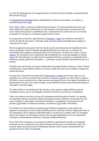 Cuando se trata de la gestión hotelera debemos decir que la calidad es la medida por la
cual la empresa satisface las necesidades y expectativas de los clientes turistas, si bien
las expectativas son una cuestión individual de cada persona, básicamente se tratan de
los aspectos materiales y funcionales que posea el servicio. Es por ello que la gestion
hotelera constituye un reto para toda empresa hotelera en cuanto a desarrollar una
gestión que asegure que dichos servicios sean percibidos por todos los clientes conforme
a los que los pueda satisfacer.
El objetivo de toda gestión hotelera es sin duda poder cumplir con la exigencia de la
mayoría de los clientes turistas, por lo que necesitan un modelo para poder llevar a cabo
la persecución a este objetivo fundamental. Los elementos operacionales de los modelos
en los cuales se basa la gestion hotelera son, por ejemplo, el análisis completo de la
demanda de los servicios por parte del cliente, la clasificación de todos los productos que
se encuentren en el inventario, el análisis completo de los proveedores, la gestión del
transporte y la gestión de almacenamiento. Lógicamente, el punto de partida para seguir
este modelo de gestión hotelera se encuentra en el cliente, aunque también debemos
tener en cuenta que la planificación estratégica de la misma, proporciona la dirección en
la cual se llevará a cabo el cumplimiento de esta misión. En este modelo operacional se
encuentran representados a los principales clientes internos que llevaran a cabo una
interacción con los aprovisionamientos que el hotel debe poseer: alimentos, bebidas,
elementos complementarios, etc. Uno de los elementos fundamentales en la gestion
hotelera es el análisis de demanda en cuanto a los aprovisionamientos. El objetivo
principal que persigue este elemento es la determinación de las cantidades necesarias de
cada artículo en el hotel para brindarle al cliente un servicio eficiente.
El desarrollo de este elemento se realiza en tres etapas: el análisis de los clientes, la
clasificación de los productos que se encuentran en los puntos de venta y la proyección
de la demanda. Para el análisis de la demanda es importante conocer todo tipo de
informaciones relacionadas a los clientes, como pueden llegar a ser, las características
que poseen los clientes de los principales países emisores, la cantidad de clientes que se
tiene prevista, los niveles de ocupación proyectados y lo mas importante de todo, la
expectativa general de los clientes.
Para lograr una caracterización de los principales mercados, se debe disponer de
informaciones tales como la esas predominante, el status socio-económico, el índice de
 