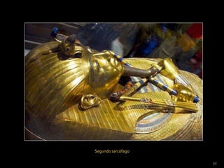 Segundo sarcófago

                    12
 