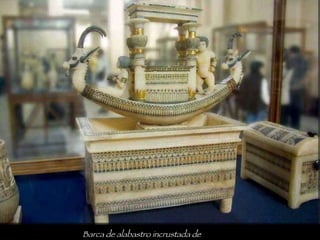 Barca de alabastro incrustada de ouro 