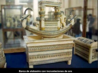Barca de alabastro con incrustaciones de oro
 
