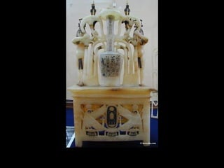 Quemador de perfume.
Alabastro con incrustaciones de
 