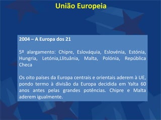 União EuropeiaTratado de Roma Assinado em Roma, a 25 de Março de 1957, dos tratados que instituem a comunidade económica europeia(CEE) e a comunidade europeia de energia atómica. O tratado da CEE tinha como objectivo a criação de um mercado comum e de uma união aduaneira, bem como o desenvolvimento de políticas comuns. O tratado que institui a Euraton visa coordenar os programas de investigação já em curso nos estados Membros ou em preparação na perspectiva da utilização pacífica da energia nuclear.