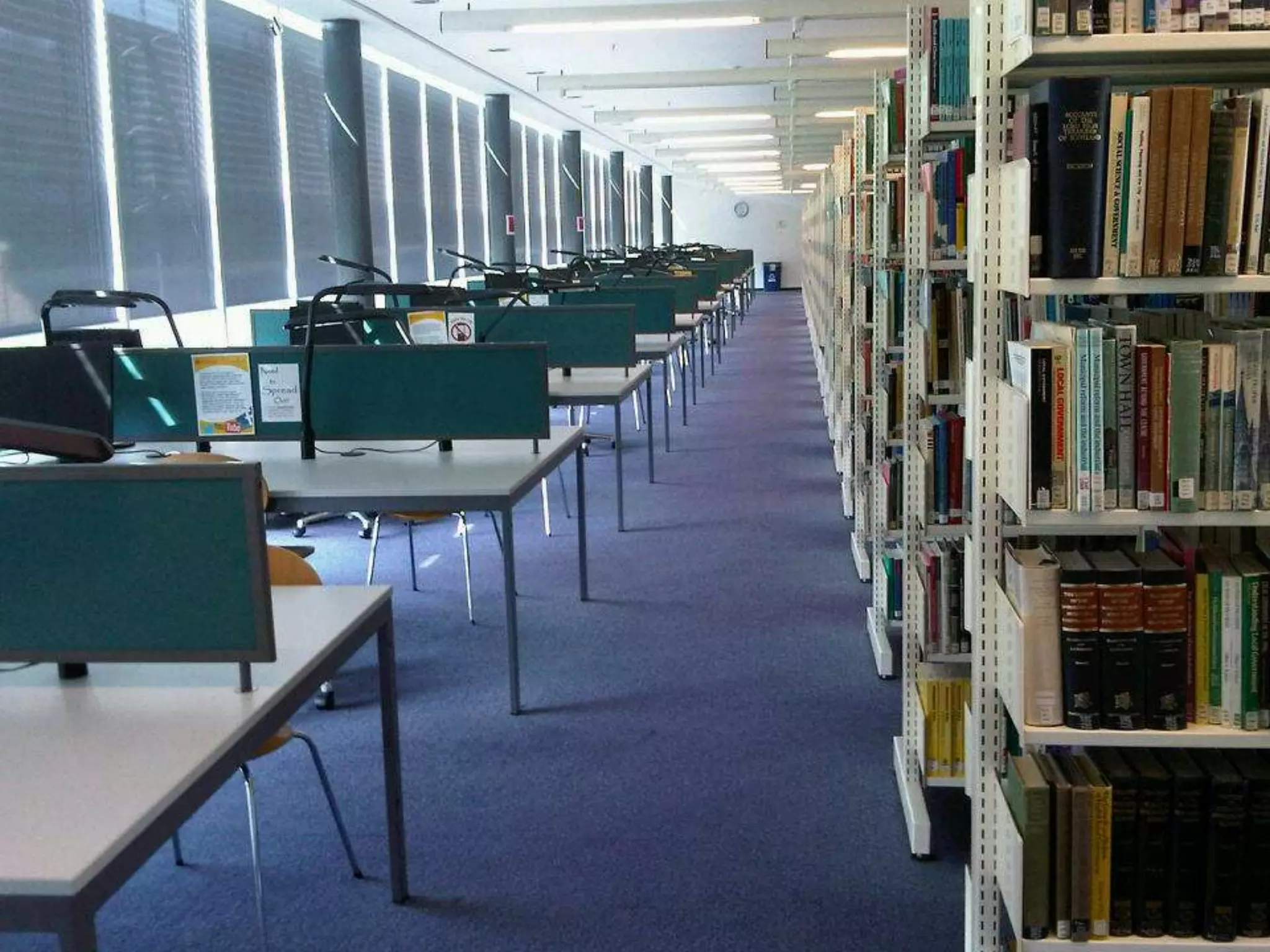 ReturnsTo the Issue DeskReturning Books