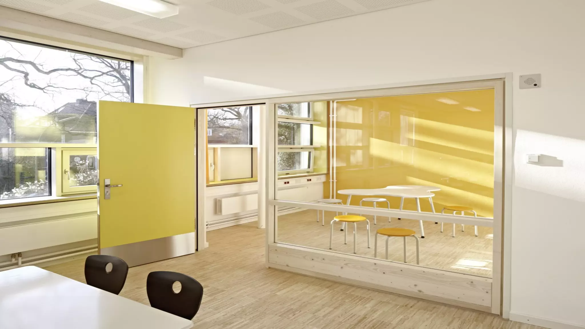 Understanding of modern school's learning space design | PDF