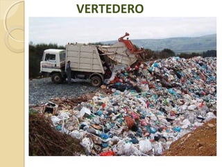 Cabárceno
Paisaje kárstico,
sobre las 750
hm2
(hectárea).
de una antigua
explotación
minera a cielo
abierto
 