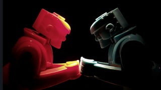 If you’ve worked on cross disciplinary teams, you’ve probably experienced a lack of ﬂuency at some point, especially because front end does occupy that middle space so you might see it in two
directions.
 