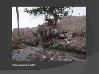                    Fotografias de GuerraSão as fotografias que nos informam, mostram, explicam, o que de facto se passa em momentos de aflição como os de guerra. Estas fotografias mostram-nos a realidade nua e crua.