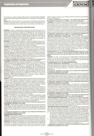Si la infracc1ón en cuestión constituye falta o dehto, la autoridad judicial competente
deberá conooerde ella y¡uzgará de conformidad con lodispuesto en el ordenamiento
penal
Articulo 114. - Acciones Civiles - Sin pel')uicio del procedimiento administrativo
previsto en el articulo anterior. la persona natural o jurídica perjudicada con la
infracción podrá ejercer las acciones CIViles y mercantiles a que hubiere lugar
DISPOSICIONES COMPLEMENTARIAS
PRIMERA.- Para el internamiento al país de todo plaguicida agrícola, la
Superintendencia Nacional de Aduanas (ADUANAS) exigirá la presentación de la
Autorización de Importación otorgada por el SENASA por cada embarque del
producto. El SENASA mantendrá actualizada y disponible para ADUANAS. la
relación de plaguicidas agrícolas con registro vigente, remitiéndole mensualmente
la publicación del listado de plaguicidas mscritos en ese lapso, y en los casos de
restricc1ones. prohibiciones o cancelación de registros de productos, la
comunicación será inmediata con carácter de Urgente.
SEGUNDA.- Para los fines de Inspección y control, inmovilización, decomisos y
otras medidas regulatorías que se realicen en aplicación del presente Reglamento,
en casos de oposición a tales diligencias y de ser necesario, el SENASA tendrá
el apoyo de las Fuerzas Policiales o de la Fiscalía de la Nación.
TERCERA.- Mantiene plena vigencia lo dispuesto en el Decreto Supremo W 0022-
91-AG de/30.05.91, Decreto Supremo N' 037-91-AG del 12.09.91, Resolución
Jefatura/W 177-96-AG-SENASA de/11. 11.96, Resolución Jefatura/W 131-98-AG-
SENASA de/19.11.98, Resolución Jefatura/ W 026-99-AGSENASA del 01.03.99,
Resolución Jefatura/W 028-99-AG-SENASA del01.03.99, Resolución Jefatura/ W
036-99-AG-SENASA del 26 03.99, Resolución Jefatura/ W 097-99-AG-SENASA
de/27.07.99. ResoluciÓn Jefatura/ N" 098-99-AG-SENASA de/27.07.99, Resolución
Jefatura/N' 014-2()()().AG-SENASA del28 01.2000, normas relativas a restricciones
y prohtbiciones de plagutcldas químicos de uso agrícola. (')
(*) Artículo modificado por el Artículo 1 de la Resolución Ministerial N°
0476-2000-AG, publicado el16- 07-2000, cuyo texto es el siguiente:
cTERCERA.- Manltene plena vigencia lo dispuesto en el Decreto Supremo N•
0022-91-AG del30.05.91 ,Decreto Supremo N• 037-91-AG del 12.09.91 , Resolución
Jefatura! N• 177-96-AG-SENASAdel1111 .96, Resolución Jefatura! N° 131-98-
AG-SENASA del 19.11.98, Resoluc1ón Jefatura! N° 026-99-AGSENASA del
01 .03.99, Resolución Jefatura! N° 028-99-AG-SENASA del 01 .03.99, Resolución
Jefatura! N° 036-99-AG-SENASA del 26..03.99, Resolución Jefatura! N• 097-99-
AG-SENASA del 27.07.99, Resolución Jefatura! N° 098-99-AG-SENASA del
27.07.99. ResoluCión Jefatura! N° 014-2000-AG-SENASA del 28.01 .2000,
Resolución Jefatura! N° 043-2000-AG-SENASA del 10.03.2000 y Resolución
Jefatura! N° 060- 2000-AG-SENASA del 11.04.2000, normas relativas a
restricciones y prohibiciones de plaguicidas químicos
de uso agricola.»
CUARTA.- Las personas naturales ojurldicas que brinden servicios de aplicación
comercial. aérea o terrestre, de plagulcldas agrícolas en sistemas de producción
- cultivos- o en sistemas postcosecha - productos vegetales almacenados -;
deberán cumplir con los requisitos.procedimientos y obligaciones que el SENASA
establecerá mediante Reglamento específico, en tanto, se mantienen vigentes
las disposiciones de la Resolución Ministerial W 00016-83-AGIDGAG.
QUINTA.- El SENASA en los puntos de ingreso al país efectuará la inspección. en
forma aleatoria, de los plaguic1das qulmicos de uso agrícola importados, verificando
el peso. nombre comercial y común del producto importado. y demás datos que
figuren en la Autorización de Importación otorgada por el SENASA, estableciendo
para ello los procedimientos internos que se segwán para efectuarlas Inspecciones,
el muestreo de productos y el análisis de las muestras.
SEXTA.- El SENASA en casos especiales y debidamente justificados, queda
facultado para importar o sohc1tar la fabricaCión 1 formulación de plaguicidas
químicos de uso agrícola inscritos o no en los registros oficiales, siempre y
cuando estén destinados a su uso exclusivo en los programas de control,
erradicaCión de plagas o programas de emergencia fitosanítaria.(•)
(•) Disposición agregada por el Artículo 8 de la Resolución Ministerial N"
0476-2000-AG, publicado el16-07-2000.
cSEPTIMA.- Toda solicitud de reg1stro de plagurcidas químicos de uso agrícola o
modificaciones de éstos deberá llevar las firmas del Representante Legal y del
Asesor Técn1co. De 1gual manera, cualquier otra documentación que se dirija al
SENASA en temas relacionados a estos insumos será firmada por el Representante
Legal.»
(*) Disposición agregada por el Articulo 8 de la Resolución Ministerial N•
0476-2000-AG, publicado el16-07-2000.
DISPOSICIONES TRANSITORIAS
PRIMERA.- Sin perjuicio de lo establecido en el presente Reglamento y en tanto
se apruebe el Manual Técnico And1n0 para la aplicación de la Decisión 436, Norma
Andina para el Registro y Control de Plaguicidas Químicos de Uso Agrícola, el
SENASA utilizará sus procedimientos técnicos administrativos internos en vigencia.
SEGUNDA.- Losplaguicidas registrados o re- registrados en vigencia del Decreto
Supremo N° 15- 95-AG y su modtficatoria Resolución Ministerial W 0268-96-AG
mantendrán su vigencia hasta/a fecha de su vencimiento. equivalente al período
de cuatro años desde su expedición. Sets meses antes del término da dicha
AGRONOMO
vtgenc1a deberán soltcttersu nuevo Registro Nacional conforme a lo dispuestoe~
e/presente Reglamento. tJ
(*) Artículo modificado por el Artículo 1 de la Resolución Ministerial N•
0476-2000-AG, publicado el16- 07-2000, cuyo texto es el siguiente:
• SEGUNDA.- Los PteguiCidas regtstrados en vigencia delDecreto Supremo N" 15-
95-AG deberán solicttar su nuevo Regtstro Nac1onal conforme lo dispuesto en et
presente Reglamento. sets meses entes de su vencimiento.
Con la finaltdad de factlltar le adecuación a la dispostción prevista en el pá"afo
precedente. se extenderá en dos (02} años calendario la vigencia delregistro para
los p/agwctdes químicos. cuya fecha de vencimiento esté prevista para los años
2000 y 2001. La indicada extenstón se hará efectiva previa solicitud de/titularde
registro. ingresada como máximo un dla antes de la fecha de su vencimiento.» ('
(*) Disposición modificada por el Artículo 1 de la Resolución Ministerial N"
1216-2001-AG publicada el18-11-2001, cuyo texto es el siguiente:
• SEGUNDA DISPOSICIÓN TRANSITORIA.- Los Plaguicidas registrados en
vigencia del Decreto Supremo N° 15-95-AG, deberán solicitar su nuevo Registro
Nacional de acuerdo al cronograma que a tales efectos establezca el SENASA.
mediante Resolución Directoral de la Dirección General de Sanidad Vegetal.
Con la finalidad de facilitar el trámite del nuevo registro, el cronograma incluirá la
prórroga de la vigencia de los registros en 240 días, contados a partir de la fecha
de presentación del expediente de registro y no afectar la comercialización de los
citados plaguicidas. Los lltulares de los registros son responsables de presentar
sus expedientes completos dentro del plazo señalado en el citado cronograma
para asegurarse que éstos sean resueltos oportunamente, salvo en el caso
previsto en el Articulo 32 del presente Reglamento.•
CONCORDANCIA: R.O. N" 1558-2007-AG-SENASA-OIAIA (Aprueban nuevo
cronograma de presentación de solicitudes de Registro Nacional de los
plagulcldas químicos de uso agrícola registrados al amparo del D.S. N• 15-
9S.AG)
TERCERA.- En tanto no se disponga de la reglamentación específica para el
registro y control de productos biOlógicos y microbiológicos se aplicarán las
d1sposic1ones referentes al registro de éstos, contenidas en el Decreto Supremo
N" 15-95-AG. con los requis1tos que le sean aplicables.
CONCORDANCIAS: R.O. N" 443-2006-AG-SENASA-DIAIA
cCUARTA OISPOSICION TRANSITORIA.- Los expedientes de Registro de
Plaguic1das Agrlcolas de Uso Agrícola ingresados hasta el día de la publicación
del presente Reglamento proseguirán y concluirán su trámite con los requisitos
establecidos en el Decreto Supremo N° 15-95-AG y Resolución Ministerial N•
0268- 96-AG.»
(*) Disposición agregada por el Articulo 8 de la Resolución Ministerial N•
0476-2000-AG, publicado el16-07-2000.
• QUINTA DISPOSICION TRANSITORIA.-Los plaguicidas químicos de uso agrícola
registrados en v1gencia del Decreto Supremo N• 15-95-AG y que han obtenido su
nuevo Registro Nacional de acuerdo a lo dispuesto en el presente Reglamento,
tendrán un plazo de un (1) alo, contado a partir de su nuevo registro, para adecuar
las etiquetas de los productos que estuviesen en el mercado al nuevo formato
aprobado, caso contrario se procederá de acuerdo a lo indicado en el Artículo 56.»
(*) Disposición agregada por el Artículo 8 de la Resolución Ministerial N•
0476-2000-AG, publicado el16-07-2000.
«SEXTA DISPOSICION TRANSITORIA.- Las empresas y profesionales
responsables registrados en vtgencia del Decreto Supremo N°_15-95-AG para el
mantenimiento de sus registros, deberán adecuarse a los reqwsttos establectdos
en los Ar11culos 12 y 16, respectivamente, en el transcurso del año 2001. de
acuerdo al cronograma fijado por el SENASA. Los Profesionales Responsables
deberán adecuarse e los requisitos establecidos para el Asesor Técnico.»(*}(*"}
(') Disposición agregada por el Articulo 8 de la Resolución Ministerial N•
0476-2000-AG, publicado el16-07-2000.
(..) Disposición modificada por el Artículo 1 de la Resolución Ministerial N°
1216-2001-AG publicada el18-11-2001 , cuyo texto es el siguiente:
eSEXTAOISPOSICION TRANSITORIA.- Las empresas,profesionales responsables
y expenmentadores de ensayos de eficacia registrados en vigenCia del Decreto
Supremo N° 15-95-AG. para el mantenimiento de sus registros. deberán adecuarse
a los requ1s1tos establecrdos en los Artículos 12, 16 y anexo 5, respectivamente
hasta 31 de marzo del2002, de acuerdo al cronograma fijado por el SENASA. Los
Profesionales Responsables deberán adecuarse a los requisitos establecidos
para el Asesor Técnico, para su reconocimiento como tal.•
eSÉPTIMA OISPOSICION TRANSITORIA.- Los titulares de registro de plaguicidas
químicos de uso agrícola para los efectos del trámite de nuevos registros a que
hace referencia la Segunda Disposición Transitoria del presente Reglamento,
podrán presentar resultados de ensayos de eficacia de acuerdo a lo siguiente:
a) Para productos registrados en vigencia del Decreto supremo N• 027-91-AG ~
que renovaron su registro con el Decreto Supremo N" 015-95-AG,se aceptara
el informe de un solo ensayo de eficacia protocolizado de referencia de un
complejo plaga 1cultivo señalado en la etiqueta (mínimo en dos localidades
con diferentes condiciones agroecológicas o en dos campañas agrícolas).
b) Aquellos productos registrados con el Decreto Supremo N° 015-95, podrán
emplear los ensayos de eficacia que presentaron para obtener su registro,
siempre que no excedan los diez (1O) años de antigüedad, al momento de la
presentación del expediente de trámite de nuevo registro.» (*)
(') Disposición incorporada por el Articulo 4 de la Resolución Ministerial N•
1216-2001-AG publicada el18-11-2001 .
-----l~l---
 