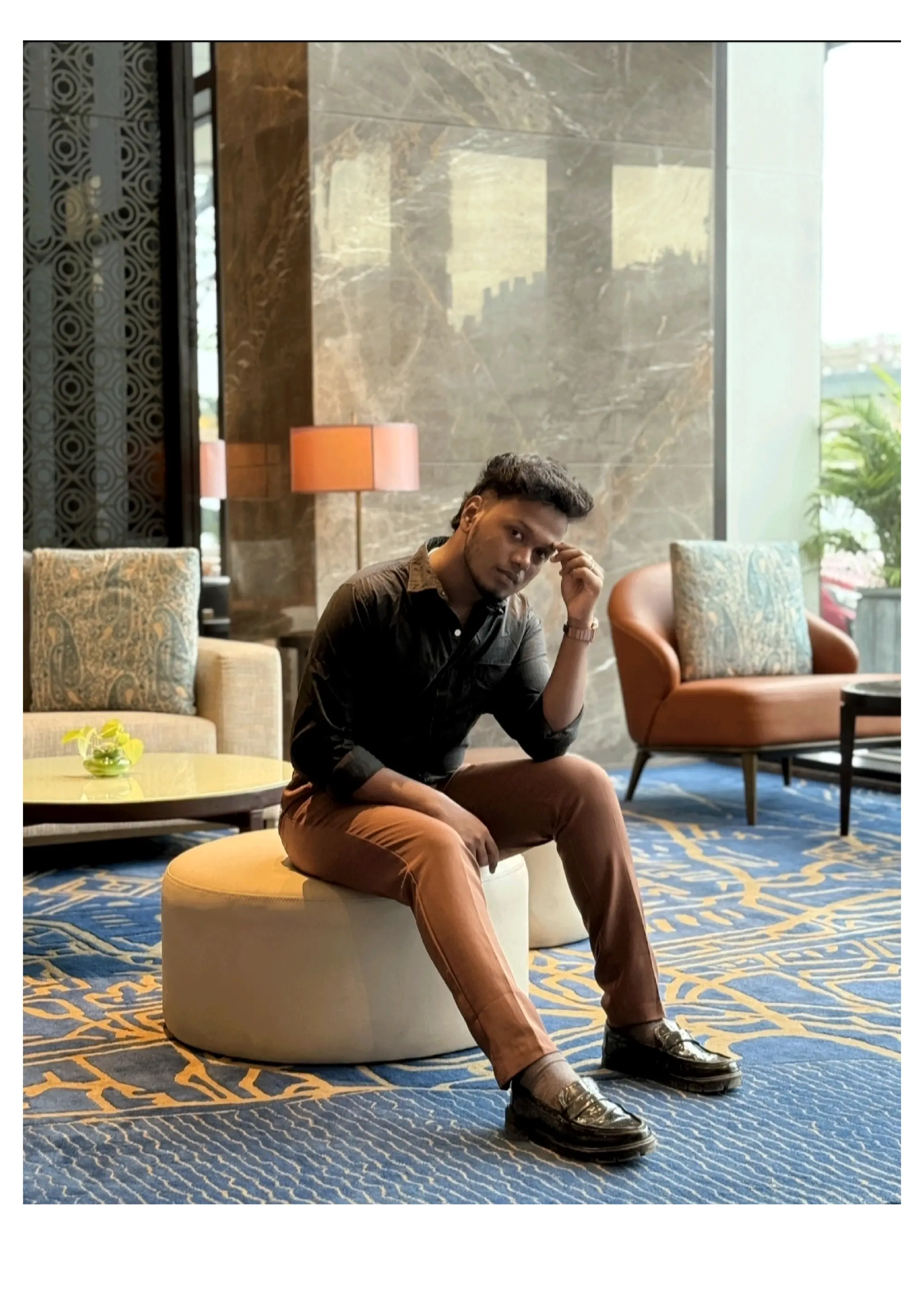 EMCEE/ANCHOR VENKAT ( Aim to add value to every stage I step on.)