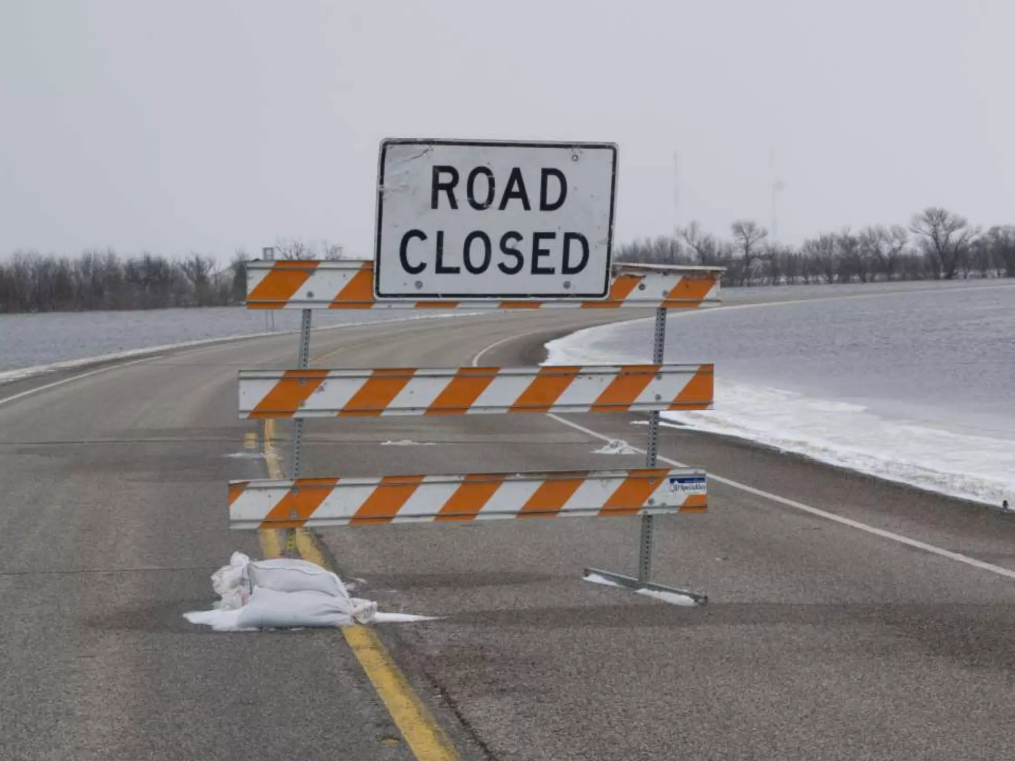 GOOGLE ANALYTICS: REVIEW
 