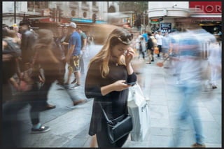 digital vermittelter Zugriff auf die Welt
Ideen 
Gedanken 
 
Emotionen 
 
Reﬂektionen
 