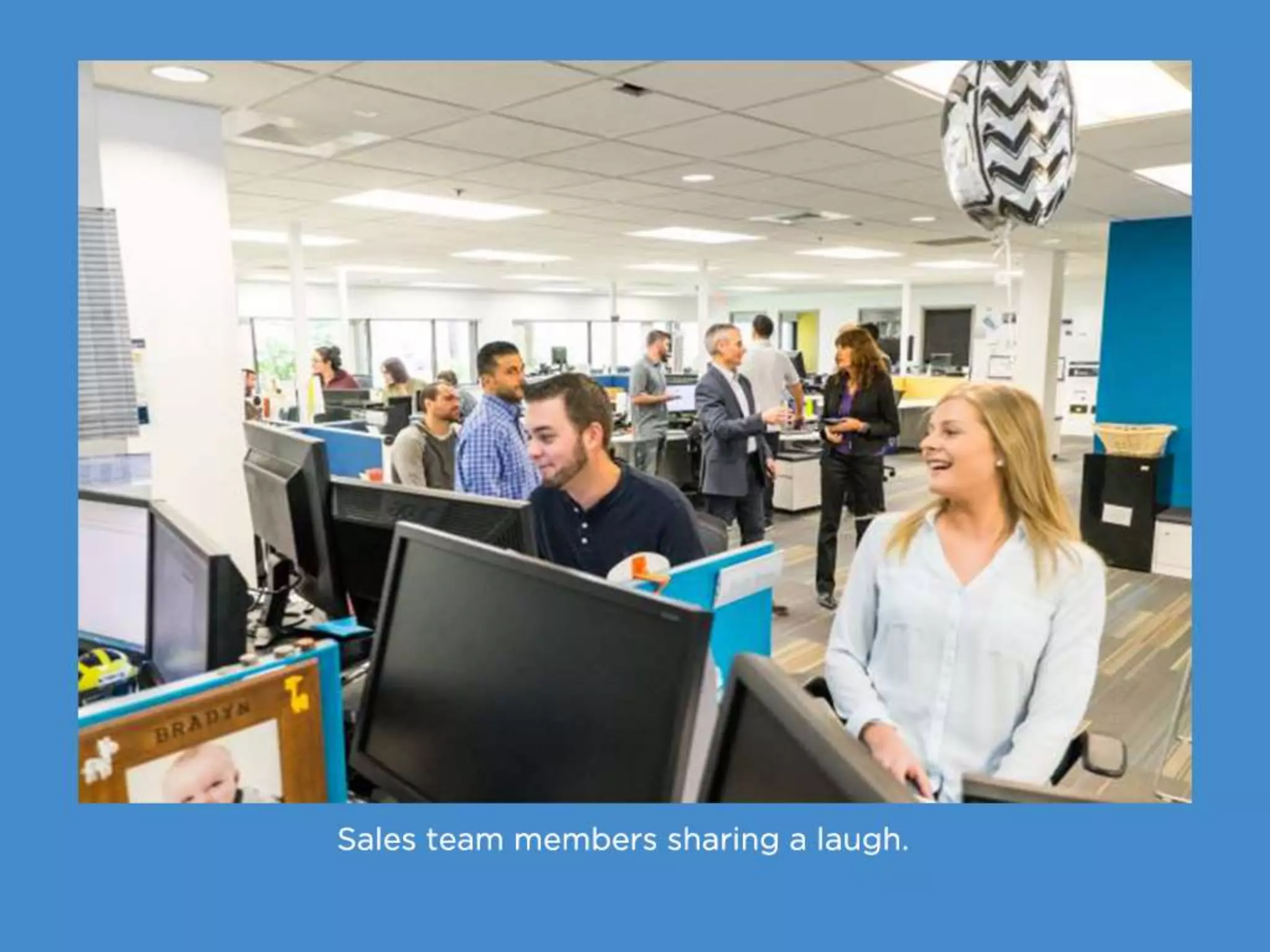 13
Lorem ipsum dolor sit amet
consectetur adipiscing elit
Lorem ipsum
Consectetur adipiscing elit, sed do eiusmod tempor incididunt ut labore et
dolore magna aliqua.
❯ Ut enim ad minim veniam, quis nostrud exercitation ullamco laboris nisi ut aliquip ex ea
commodo consequat.
• Duis aute irure dolor in reprehenderit in voluptate velit esse cillum dolore eu fugiat
nulla pariatur.
• Excepteur sint occaecat cupidatat non proident, sunt in culpa qui officia deserunt
mollit anim id est laborum.
• Excepteur sint occaecat cupidatat non proident, sunt in culpa qui officia
deserunt mollit anim id est laborum.
 