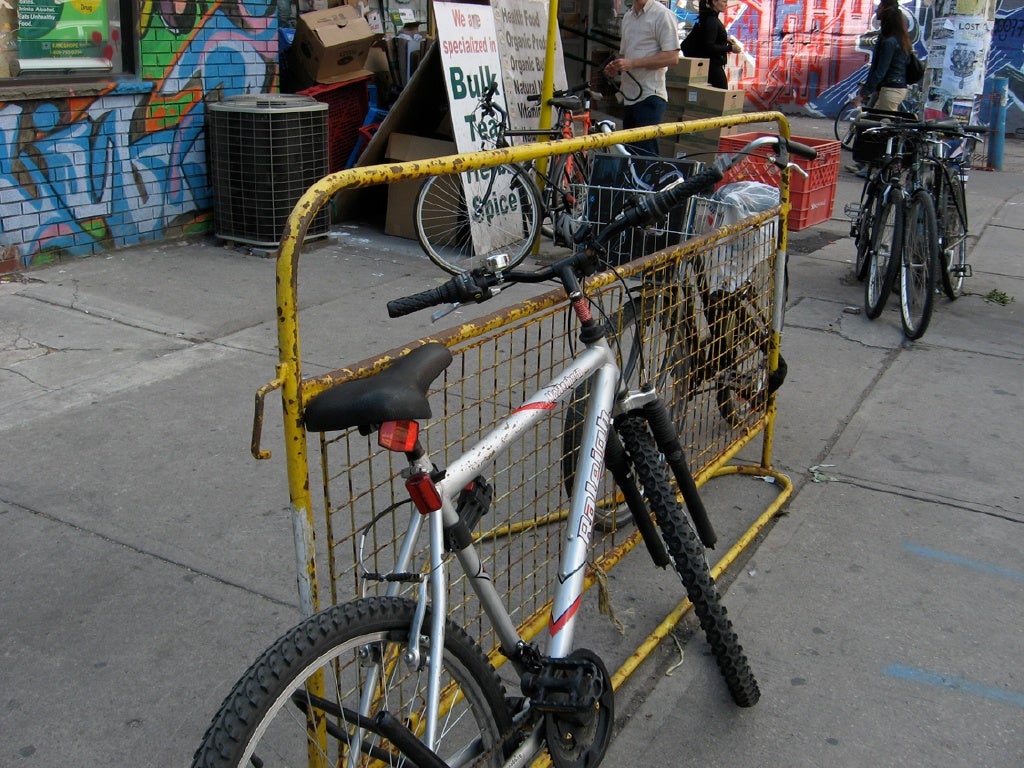 Cycling benefits and disadvantages picture