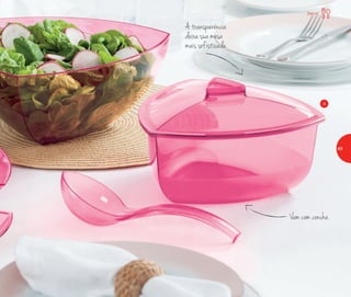 A vida é muito curta para esperar o brigadeiro ficar pronto e
esfriar! Que tal ser mais fácil e rápido de preparar? Colheres na
mão: em apenas seis minutos ele estará pronto para o ‘ataque’...
Impossível comer um só!
Do refrigerador
ao micro-ondas
* Utilize sem a tampa quando levar ao micro-ondas
Lançamentos
Vem com concha
A transparência
deixa sua mesa
mais sofisticada
4
Servir
49
 