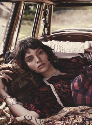 VOGUE.COM.AU 201
Charlee wears a Chanel dress, $26,660,
from the Chanel boutiques. The Family
Jewels earrings, $279. Necklaces, from
top: Steviie necklace, $32. ManiaMania
necklace, $290. Love  Hatred necklace,
$480. On right arm, from top: vintage
bracelet, $995, from Four Winds
Gallery. Fiorina Jewellery bracelet, $395.
On right hand, from top: The Family
Jewels ring, $75. Vintage rings, $420
and $450, from Four Winds Gallery.
Kane wears an Insight T-shirt, $30,
from General Pants. Christian Dior
jeans, $1,200. Vintage cuff, $760,
from Four Winds Gallery.
 