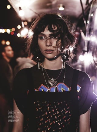 214 OCTOBER 2016
WORDS:ALICEBIRRELL
PHOTOGRAPH:NICOLEBENTLEY
Violent Soho wear
their own clothes.
Charlee wears a Louis
Vuitton dress, $6,850,
pants, $5,500, and
earrings, $950. Elie
Saab ring, P.O.A.
VIOLENT SOHO
It was suburban Brisbane that
incubated and spat out the
intense sound that is Violent
Soho. Their ruffian sensibility
on stage is countered by their
down-to-earth demeanour in
a calm backstage moment.
 