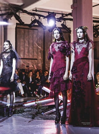 uring fashion month, each host city has a
character. London is the freshly-unboxed-from-
graduate-school new cool, Milan is the old
Italian guard spiked with subversive wit, and
Paris is where the powerhouses show, and trends
are solidified. As for New York, which kicks off
the entire show schedule, it’s the commercial
one, where retail buyers head to for pumped-up contemporary
sportswear, the sort of clothes you would rely on for workwear
habituals. To put it nicely, New York fashion week is about the
wearability of fashion rather than experimental vigour.
Except for perhaps Rodarte – the three-syllable designer label by
sisters Kate and Laura Mulleavy, who named it after Spanish-ising
their mother’s maiden name. Their shows are the apex of New
York fashion week, a coveted ticket to see the pair’s wayward
references, their moody depictions of the raw savageness in beauty
by way of intricate layers with a heavy touch of the hand. You don’t
go to New York fashion week and not see Rodarte.
Their career began when they sent off handmade paper dolls
dressed in their designs to fashion editors from their home in
California’s Pasadena where they are still based. Neither had
studied or worked in fashion before – Kate studied art history
and Laura English literature. Away from the fashion capitals of
fashion, two outsider geniuses concocted a label that has gone on
to become one of the most memorable and intriguing American
brands in recent times. It makes for quite a story. Their isolated
geographic base is used sometimes to explain their unseen,
wholly original way at approaching fashion that is apart from
what else is shown on the runway. Kate tells me how they would
get asked when they were moving from California. “We got
asked that for five years!” she says with a laugh. “Us living in
California is part of who we are and it comes out on the clothes.
I think it had more to do with us fitting into a certain idea of
something. We never fitted in.” She blames the internet for the
public’s eased view of their geographic locations – but it could
also be because of time, and their growth as designers as among
the most exciting and intriguing in fashion today. No-one’s
asking if they’re leaving California now.
Leading up to the show week, the designers stay quiet on their
plans, revealing nothing to the press. “We are very internal when
we create,” Kate says. “We don’t talk to anyone when we’re
Outsiders in the fashion world, the sisters
behind American label Rodarte continue
to galvanise the industry. By Zara Wong.
D
rare
birds
▲
250 OCTOBER 2016
 