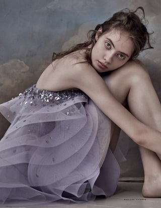 M A R I A N O V I V A N C O
 