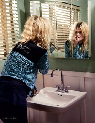 156 V O G U E М А Й 2 0 1 6
 