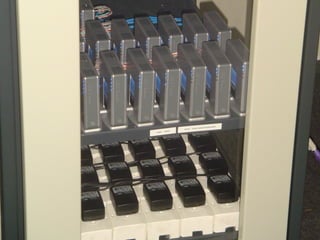 VOIP (Voz Sobre IP)




                      26
 